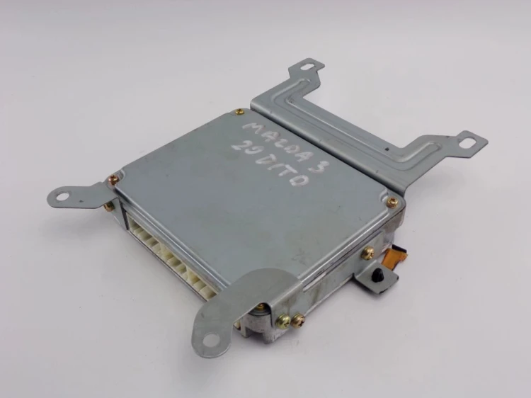 KOMPUTER STEROWNIK SILNIKA MAZDA 3 I (2003-2009) 2.0 DITD 275800-5791