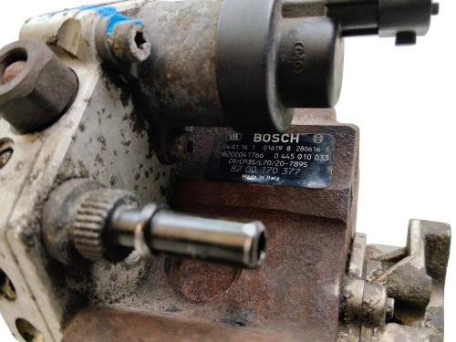 POMPA WTRYSKOWA RENAULT TRAFIC II (2001-2006) 2.5 DCI 8200170377