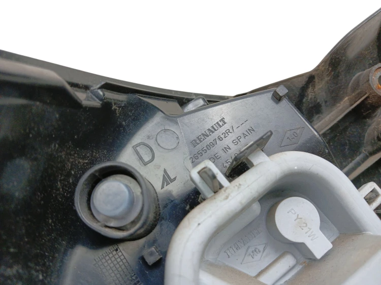 LAMPA PRAWY TYŁ RENAULT CAPTUR I (2013-2017) 1.2 TCE 118KM 26509762R