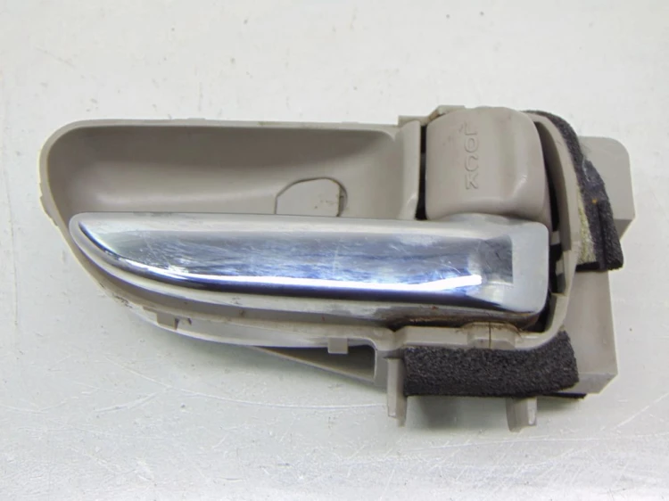KLAMKA WEWNĘTRZNA PRAWY TYŁ SUBARU B9 Tribeca (2005-2006) 3.0L Boxer