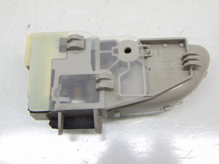 KLAMKA WEWNĘTRZNA PRAWY TYŁ SUBARU B9 Tribeca (2005-2006) 3.0L Boxer