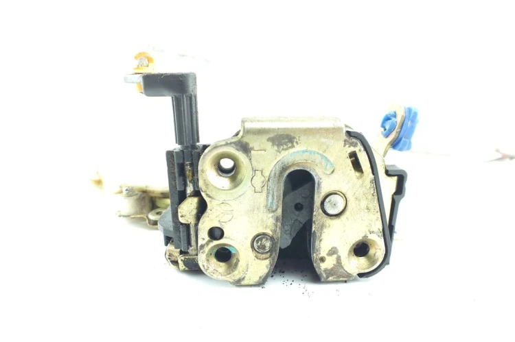 ZAMEK DRZWI LEWY PRZÓD NISSAN ALMERA N16(2000-2006) 1.5 DCI