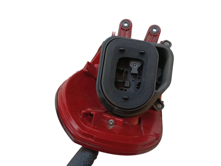 LAMPA PRAWY TYŁ VOLKSWAGEN TIGUAN I 5N LIFT (2011-2016) 2.0 TDI 177KM