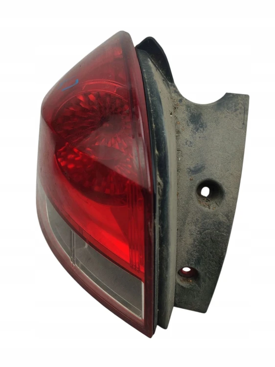 LAMPA LEWY TYŁ RENAULT CLIO III (2005-2009) 1.2 TCE 101KM 8200586843
