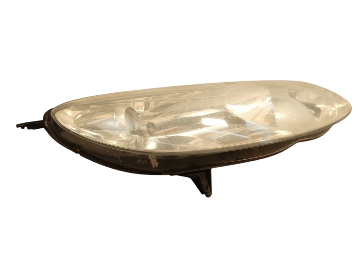 LAMPA PRAWY PRZÓD PEUGEOT 407 (2004-2008) 2.0 16V 140KM 9641939880