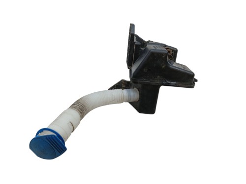 ZBIORNICZEK SPRYSKIWACZY VOLKSWAGEN TIGUAN I 5N LIFT (2011-2016) 2.0 TDI 17