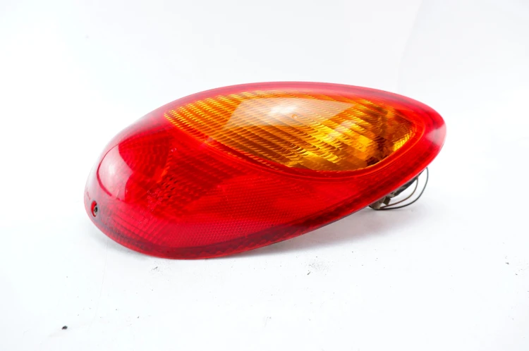 LAMPA PRAWY TYŁ CHRYSLER PT CRUISER 2.2 CRD