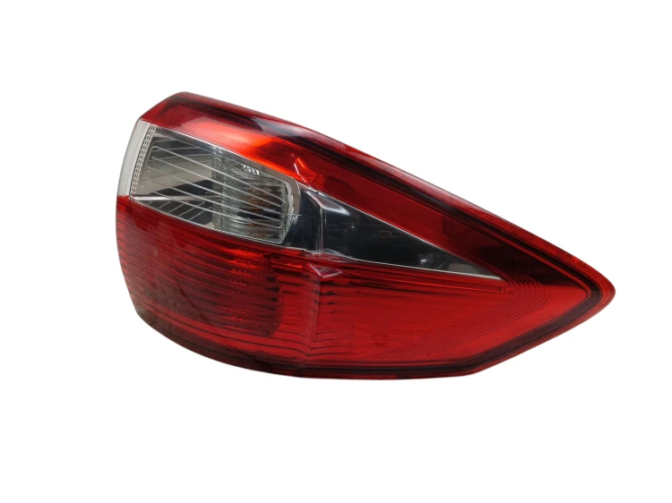 LAMPA PRAWY TYŁ FORD C-MAX MK2 (2010-2015) 1.6 TDCI 95KM AM51-13404-BE