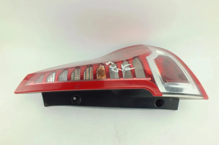 LAMPA PRAWY TYŁ RENAULT SCENIC III (2009-2013) 2.0 16V