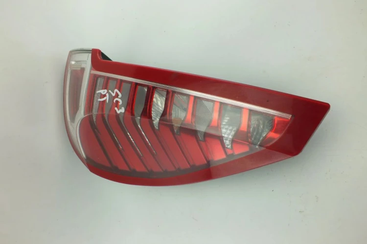 LAMPA PRAWY TYŁ RENAULT SCENIC III (2009-2013) 2.0 16V