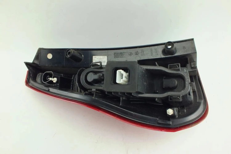 LAMPA PRAWY TYŁ RENAULT SCENIC III (2009-2013) 2.0 16V