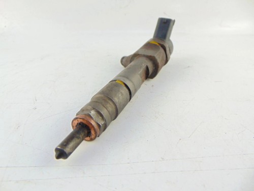 WTRYSKIWACZ RENAULT LAGUNA II LIFT (2005-2007) 8200100272