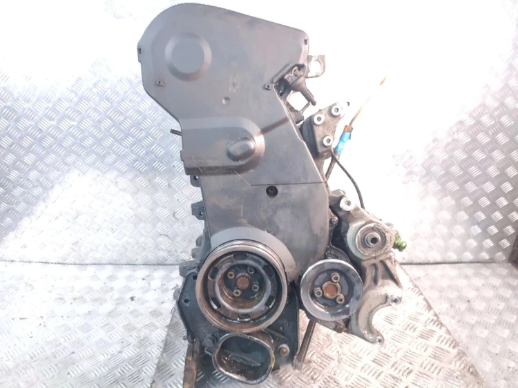 SILNIK SŁUPEK AUDI A4 B5 (1994-1999) 1.8 20V 125KM ADR