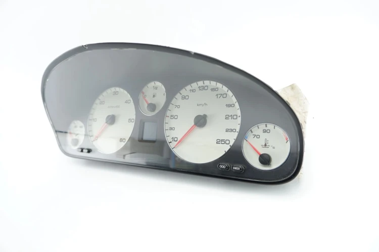 LICZNIK PEUGEOT 607 (1999-2004) 9653140480