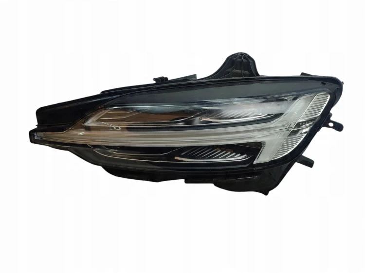 LAMPA LEWY PRZÓD VOLVO V60 II (2018-2023) 2.0 D3 150KM