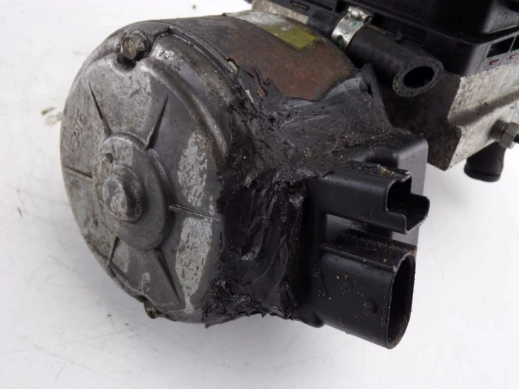 POMPA ZAWIESZENIA CITROEN C5 II (2004-2008) 9636716080-00