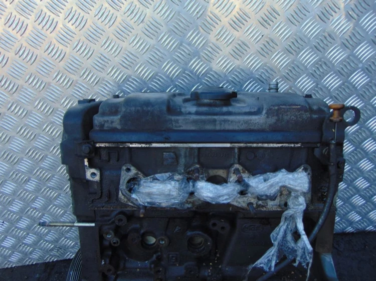 SILNIK SŁUPEK CITROEN XSARA PICASSO (1999-2004) 1.6 8V NFZ