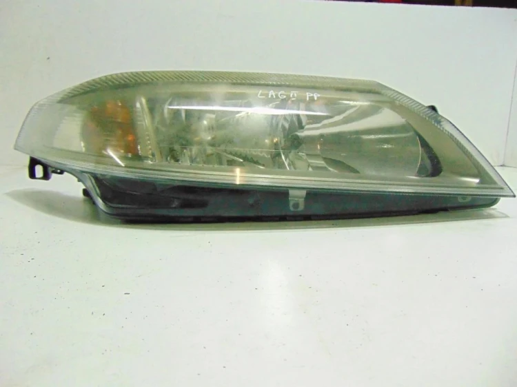LAMPA PRAWY PRZÓD RENAULT LAGUNA II (2001-2005) 2.0 DCI