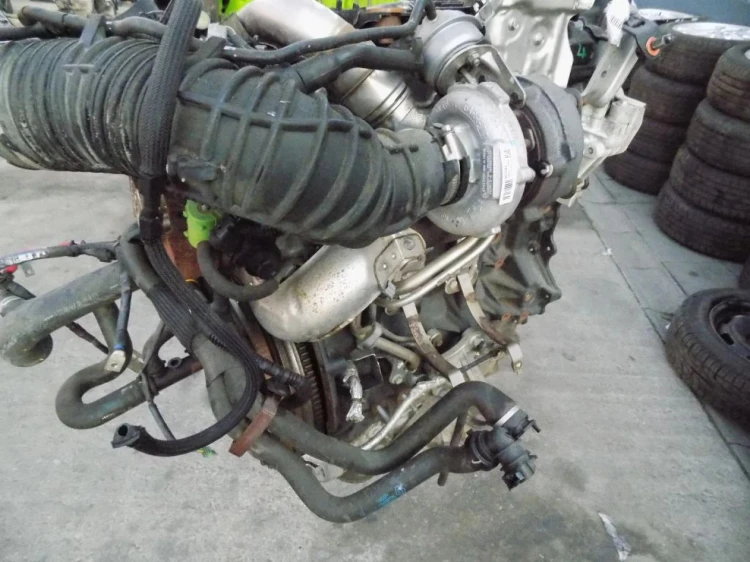 SILNIK KOMPLETNY RENAULT LAGUNA III (2007-) 2.0 DCI M9RN744