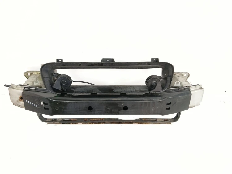 WZMOCNIENIE BELKA ZDERZAKA PRZÓD VOLVO V50 (2004-2007) 1.8 16V 125KM