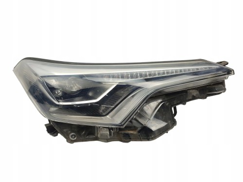 LAMPA PRAWY PRZÓD TOYOTA C-HR (2016-2019) 1.8 HYBRID 122KM 81110-F4050-00