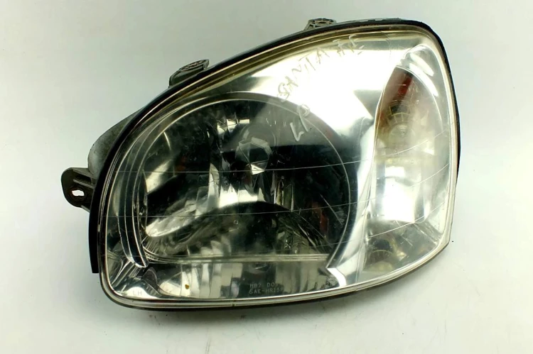 LAMPA LEWY PRZÓD HYUNDAI SANTA FE (2000-2006) 2.0 CRDI