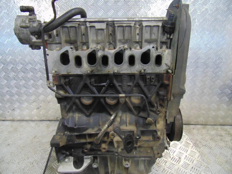 SILNIK SŁUPEK RENAULT MEGANE II LIFT (2005-2008) 1.9 DCI 110KM F9Q804