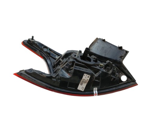 LAMPA PRAWY TYŁ PEUGEOT 308 II T9 (2014-2017) 1.6 BlueHDI 120KM 9677817580