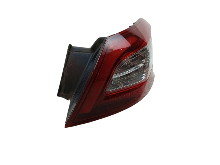 LAMPA PRAWY TYŁ PEUGEOT 308 II T9 (2014-2017) 1.6 BlueHDI 120KM 9677817580