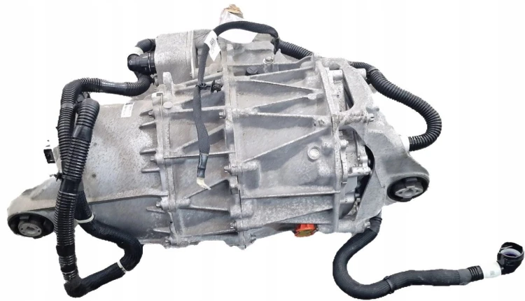 SILNIK ELEKTRYCZNY TYŁ TESLA MODEL Y (2019-) LONG RANGE DUAL MOTOR 514KM 3D
