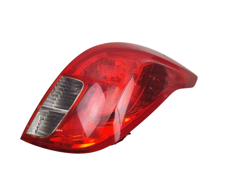 LAMPA PRAWY TYŁ OPEL MOKKA A (2012-2016) 1.4 T 140KM