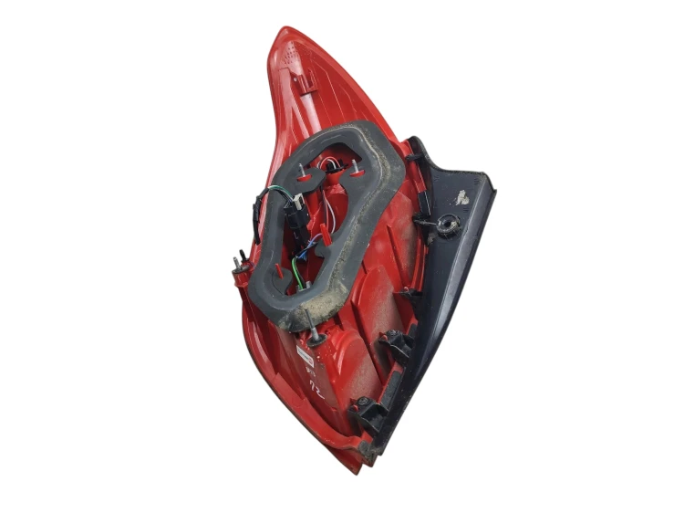 LAMPA PRAWY TYŁ OPEL MOKKA A (2012-2016) 1.4 T 140KM