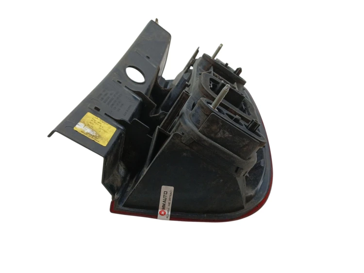 LAMPA LEWY TYŁ DACIA DUSTER I (2010-2013) 1.6 16V 105KM 265550035R