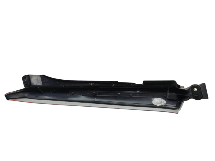 LAMPA PRAWY TYŁ VOLVO XC90 I (2002-2006) 2.4 D5 163KM 157634