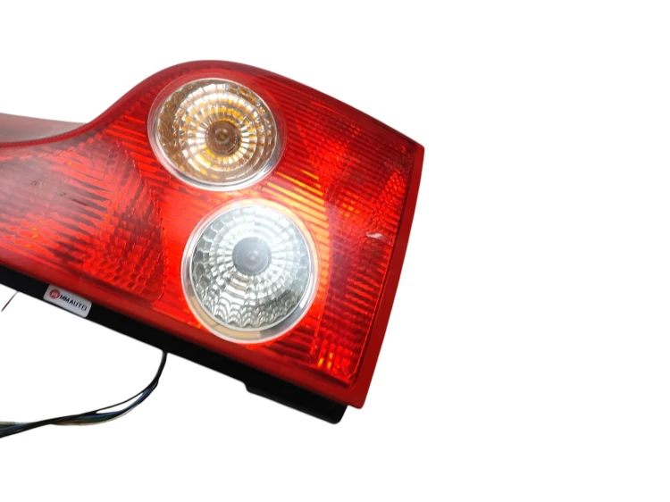 LAMPA PRAWY TYŁ VOLVO XC90 I (2002-2006) 2.4 D5 163KM 157634