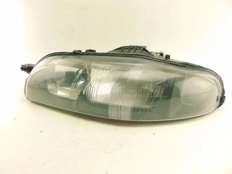 LAMPA LEWY PRZÓD FIAT MAREA 1.6 16V 100KM