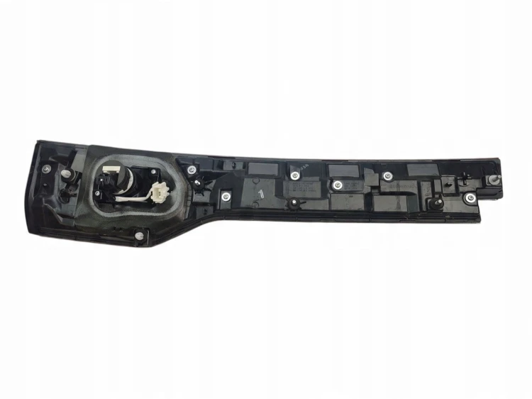 LAMPA PRAWY TYŁ W KLAPE HONDA HR-V III (2021-2024) 1.5 i-MMD 131KM 226-622B