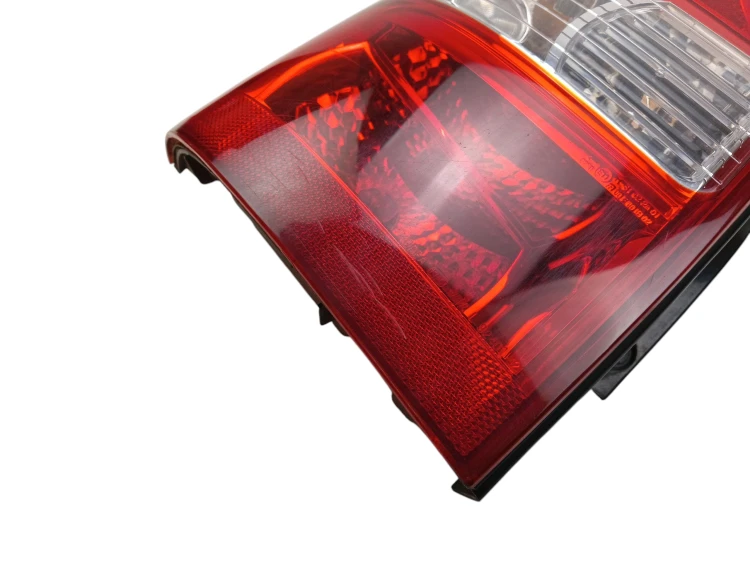 LAMPA LEWY TYŁ HYUNDAI TUCSON (2004-2010) 2.0 CRDi 113KM