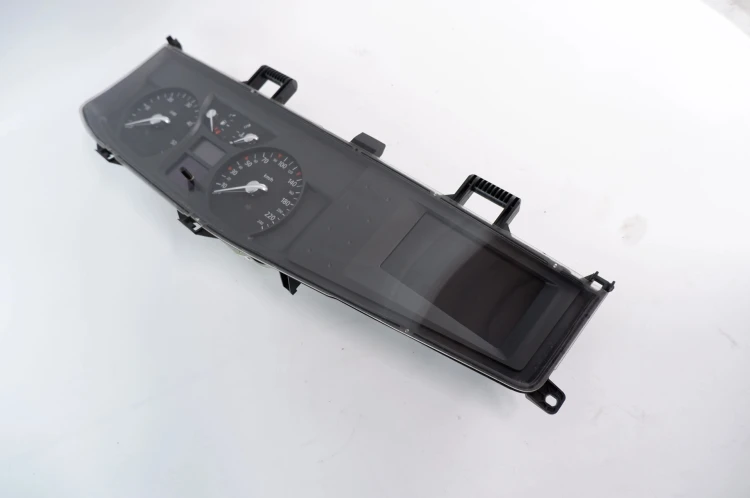LICZNIK RENAULT VEL SATIS (2002-2009) 2.2 DCI 8200013676 C