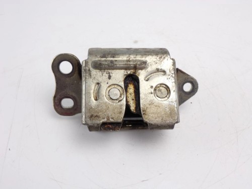 ZAMEK KLAPY BAGAŻNIKA TOYOTA YARIS I (1999-2005) 1.0 16V