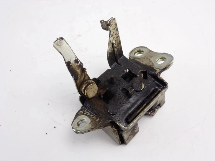 ZAMEK KLAPY BAGAŻNIKA TOYOTA YARIS I (1999-2005) 1.0 16V