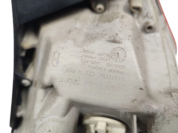 LAMPA PRAWY TYŁ OPEL ASTRA J LIFT (2012-2015) 1.4 T 140KM 13282243