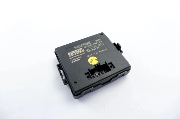 MODUŁ GATEWAY VOLKSWAGEN PASSAT B8 1.4 TSI GTE 5QE907530E