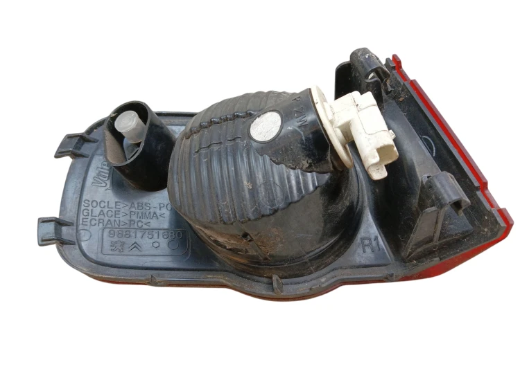 LAMPA PRAWY TYŁ ZDERZAKA CITROEN C3 PICASSO LIFT (2012-2017) 1.6 e-HDI 92KM