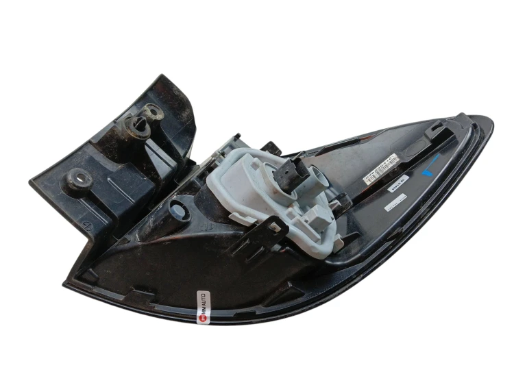 LAMPA LEWY TYŁ RENAULT CAPTUR I (2013-2017) 1.2 TCE 118KM 265557367R