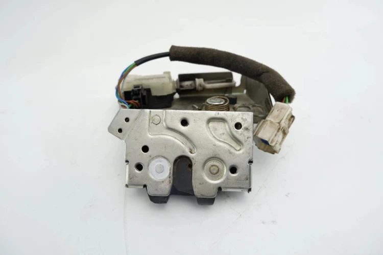 ZAMEK KLAPY BAGAŻNIKA FORD MONDEO MK3 (2001-2007) S1XNA