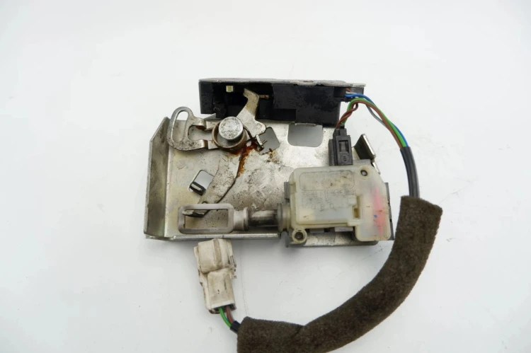 ZAMEK KLAPY BAGAŻNIKA FORD MONDEO MK3 (2001-2007) S1XNA