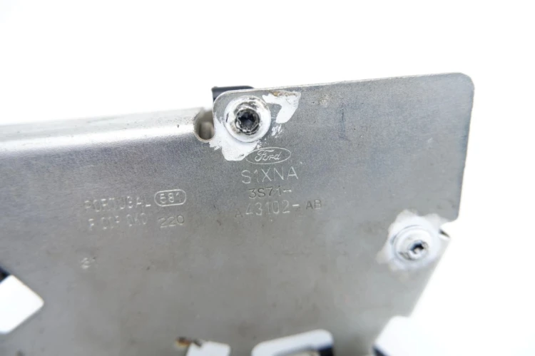 ZAMEK KLAPY BAGAŻNIKA FORD MONDEO MK3 (2001-2007) S1XNA