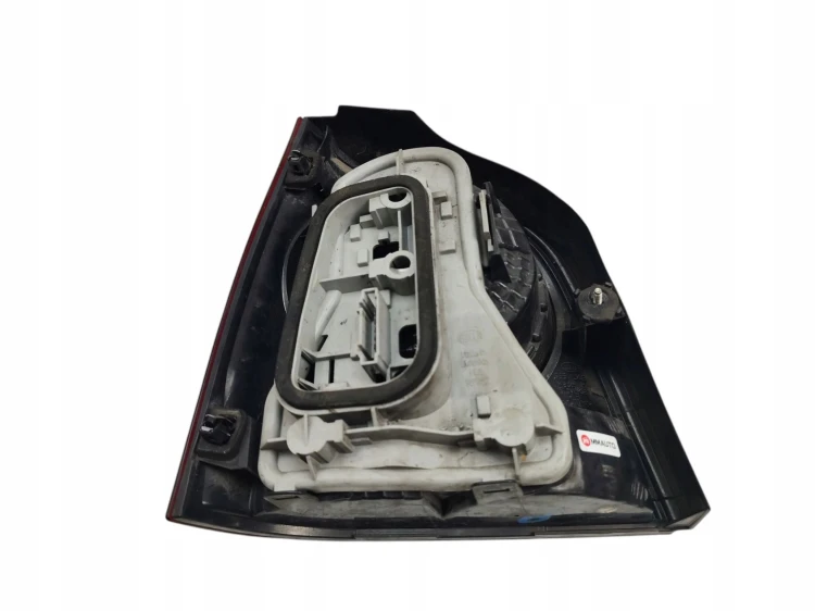 LAMPA PRAWY TYŁ VOLKSWAGEN POLO IV 9N3 LIFT (2005-2009) 1.4 TDI 80KM 965348