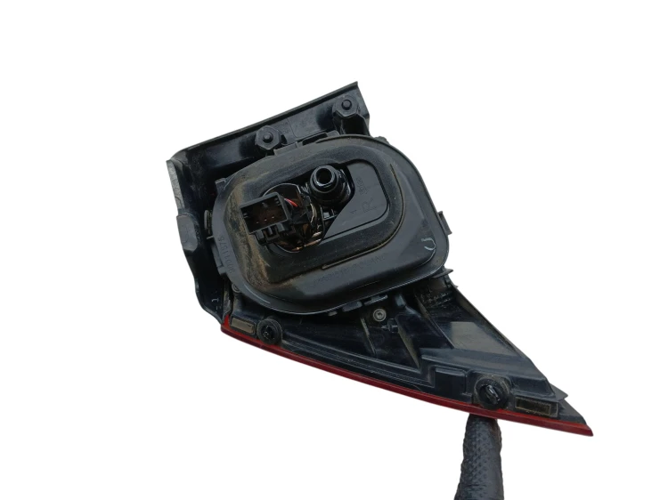 LAMPA PRAWY TYŁ VOLKSWAGEN GOLF VII (2012-2016) 1.6 TDI 110KM 5G0945096M